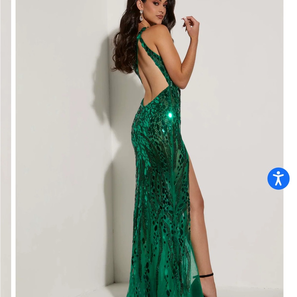 Jasz Couture Green Pageant Evening Gown